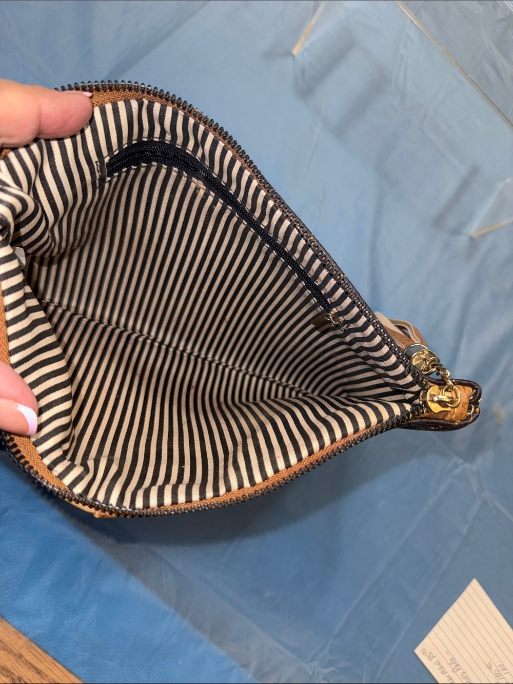Beverly Hills Polo Club Brown & Tan Logo Wristlet Clutch - Picture 5 of 7